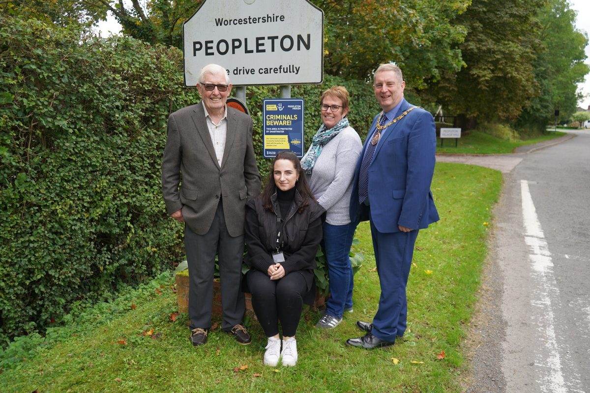 Villagers in Peopleton 'get smart' to fight crime 